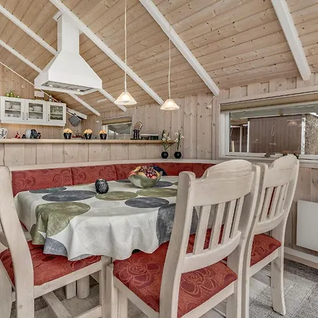 Awesome Home In Sydals With Sauna * Skovby (Syddanmark)