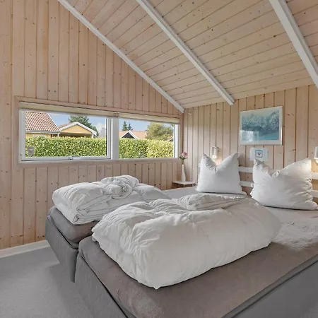 Awesome Home In Sydals With Sauna * Skovby (Syddanmark)